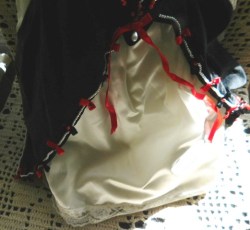elizabeth porcelain a